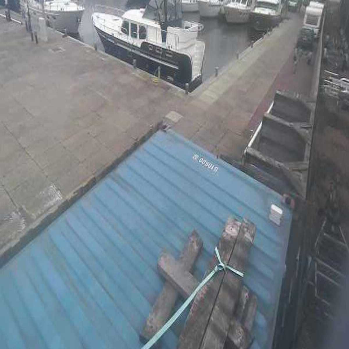 Oentsjerk webcam